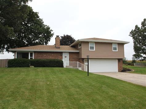 3 of the units has been remodeled and ready to rent. . Zillow winnebago county il